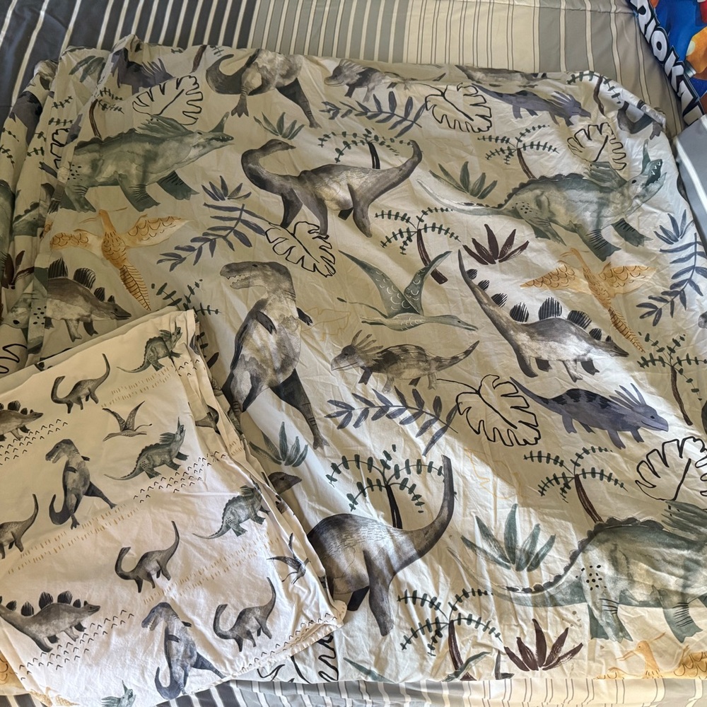 Pottery Barn Kids Cream and Green Dinosaur Bedding Sheets